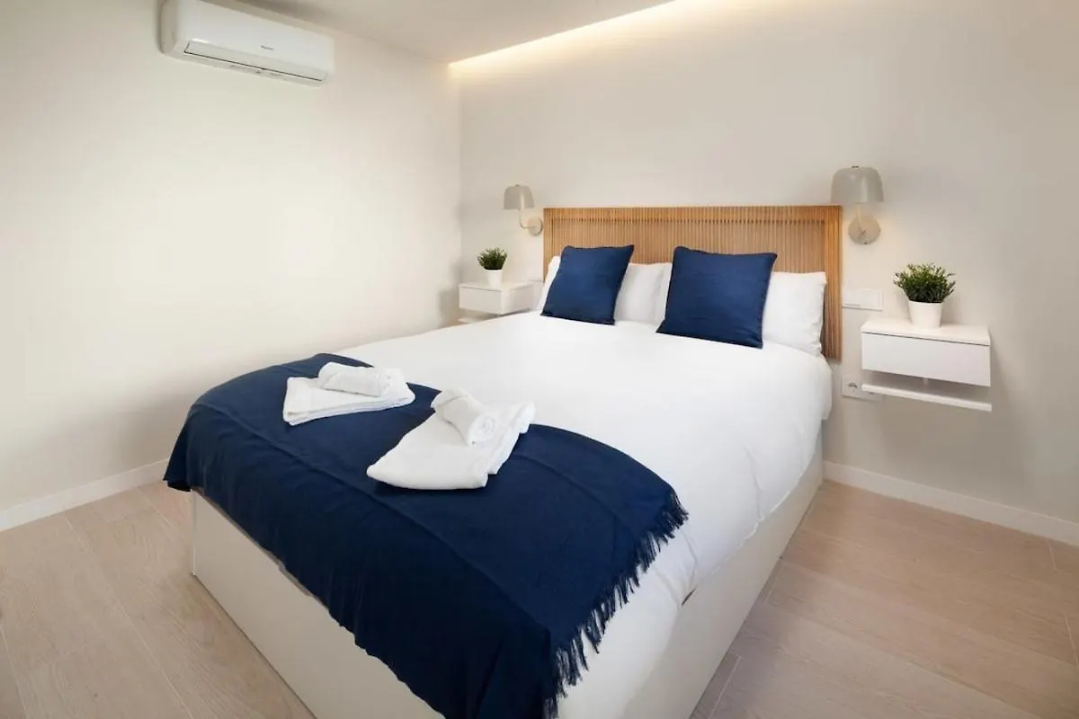 Apartment Top Floor Sea View & Terrace In Malaga!